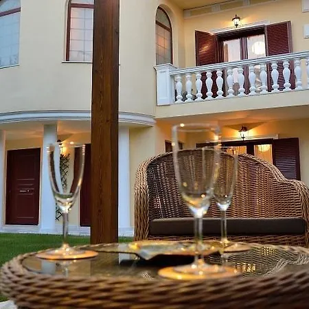 Pandis Palace Agios Onoufrios